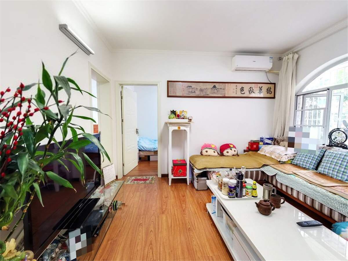 新鸿进花园客厅-1