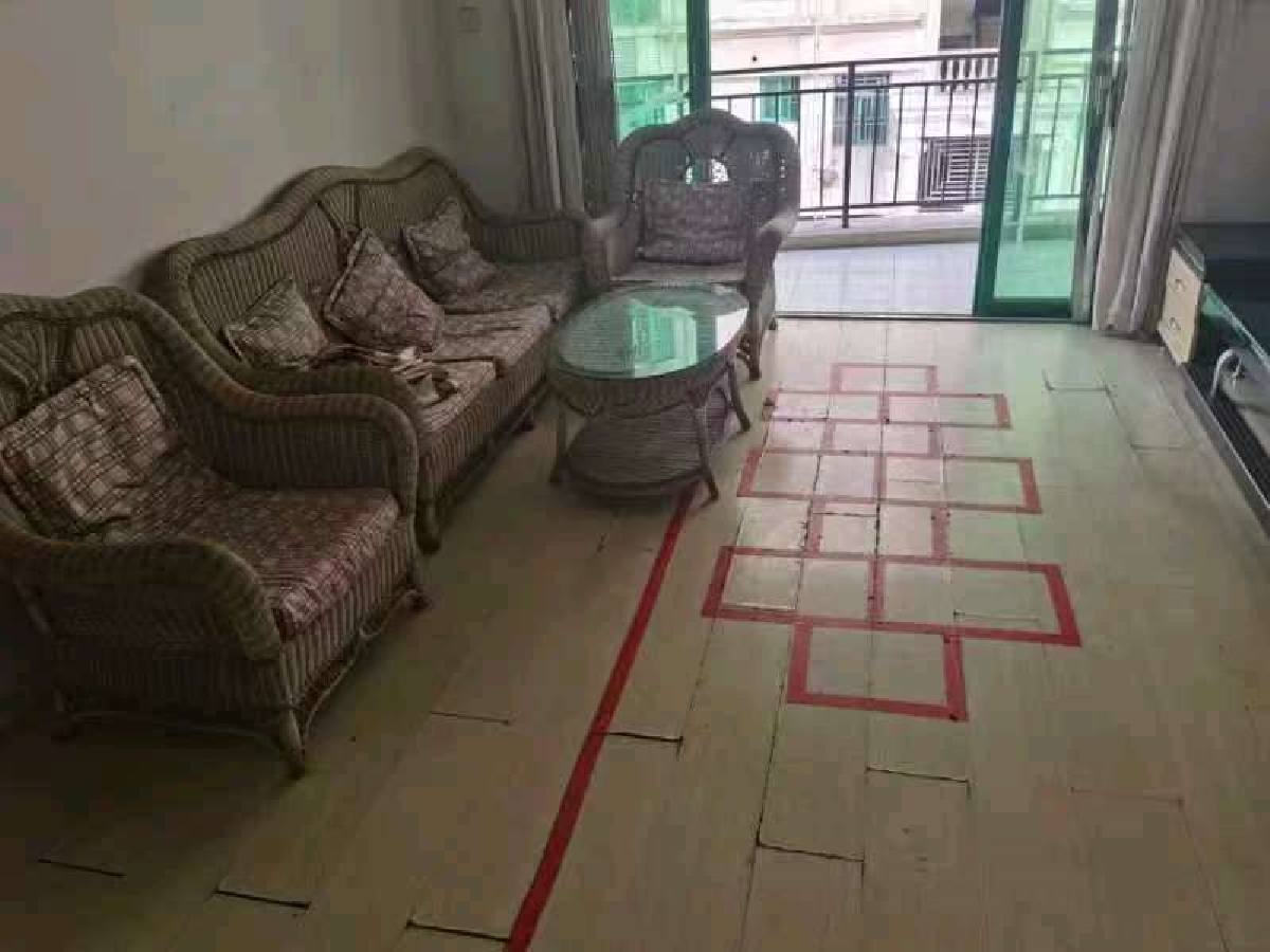 民治精装修电梯两房-珠海馨园一期租房
