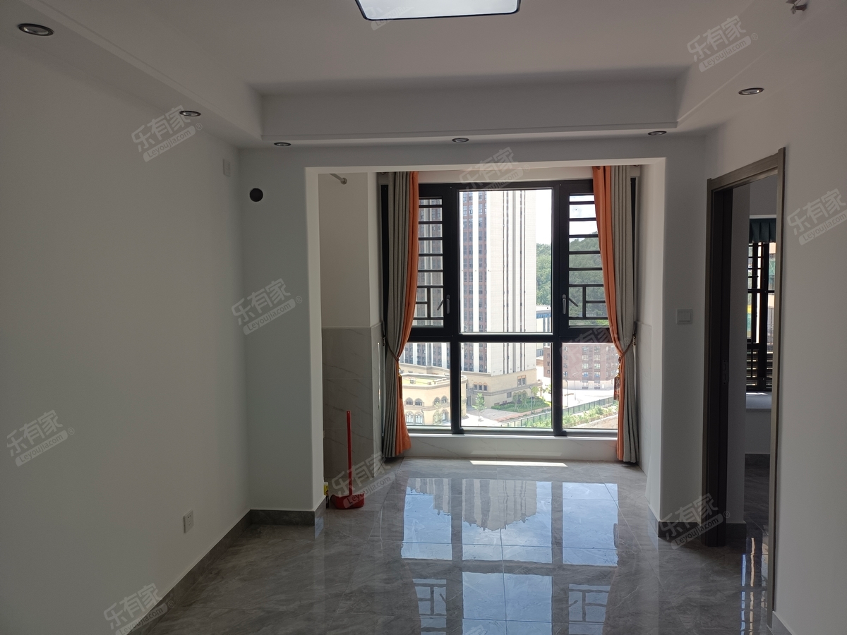 凤凰公馆客厅-1