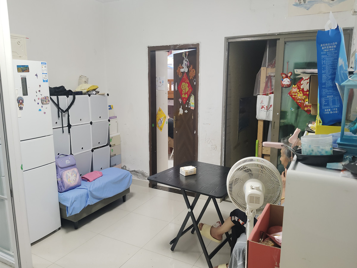 城色骏景华庭客厅-1