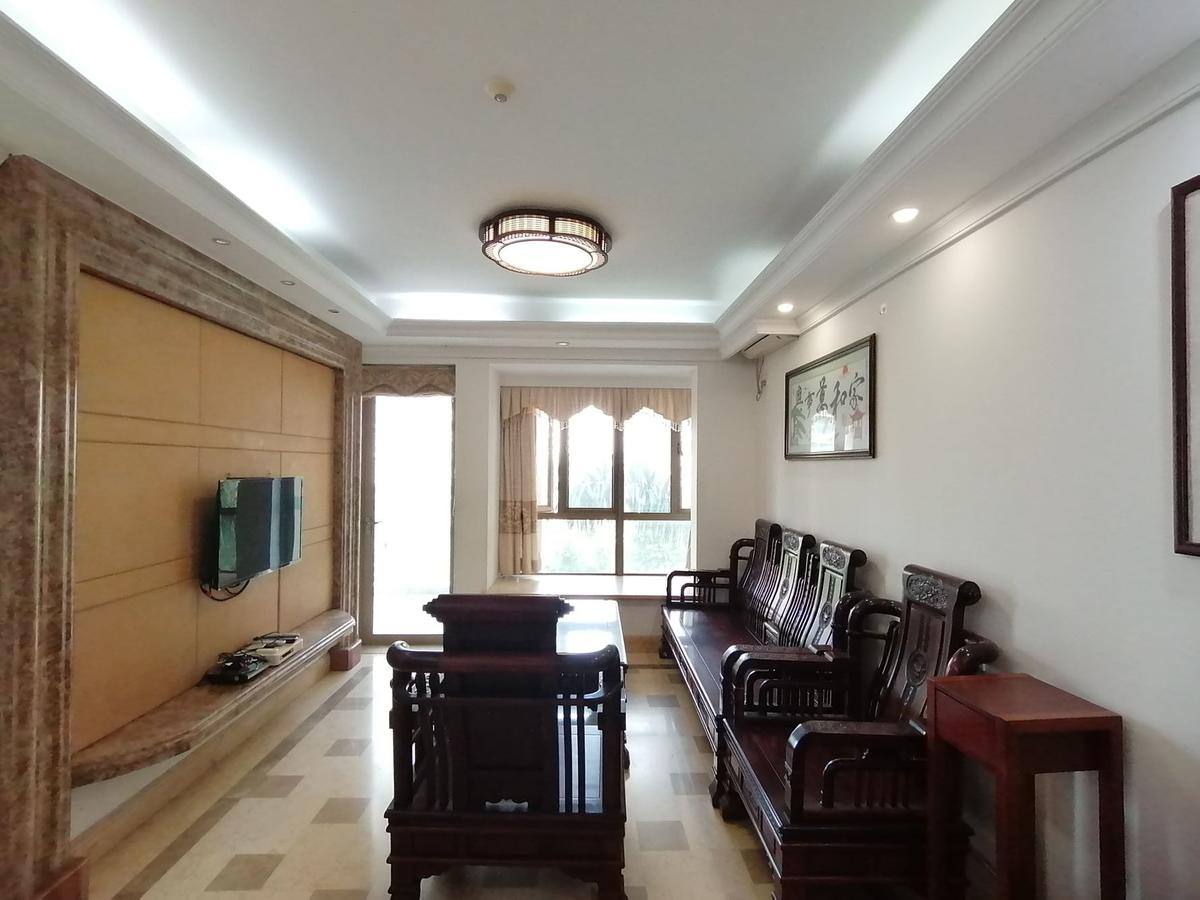 信义假日名城七期（景和园）客厅-1