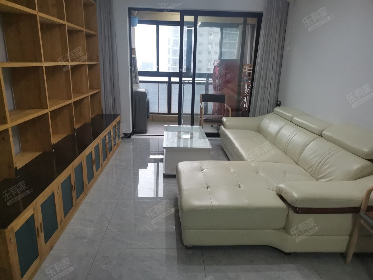 广州融创文旅城A3区客厅-1