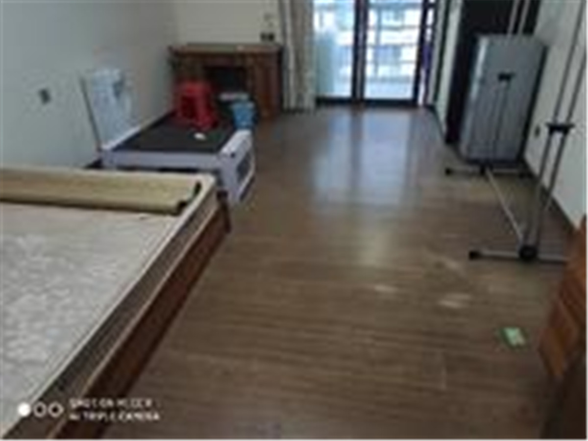 8克拉公寓居室-1