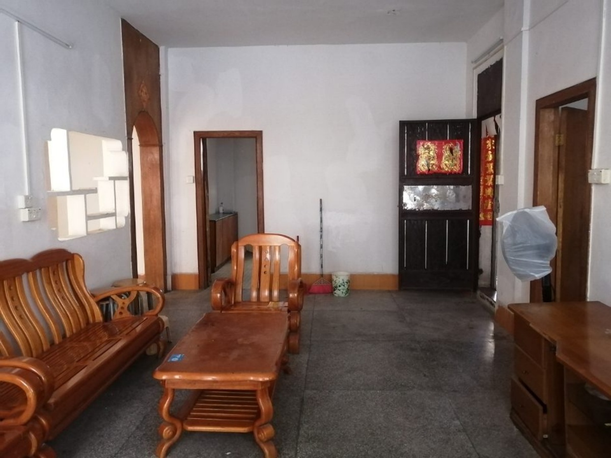 天龙一街客厅-2