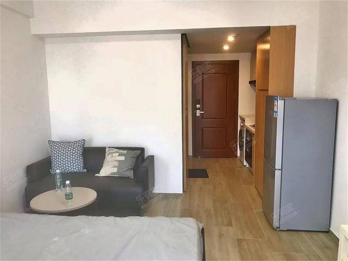 房子装修很合理业主很配合楼下24小时管家距离白石洲地铁8分钟-东莞沙河观景阁租房