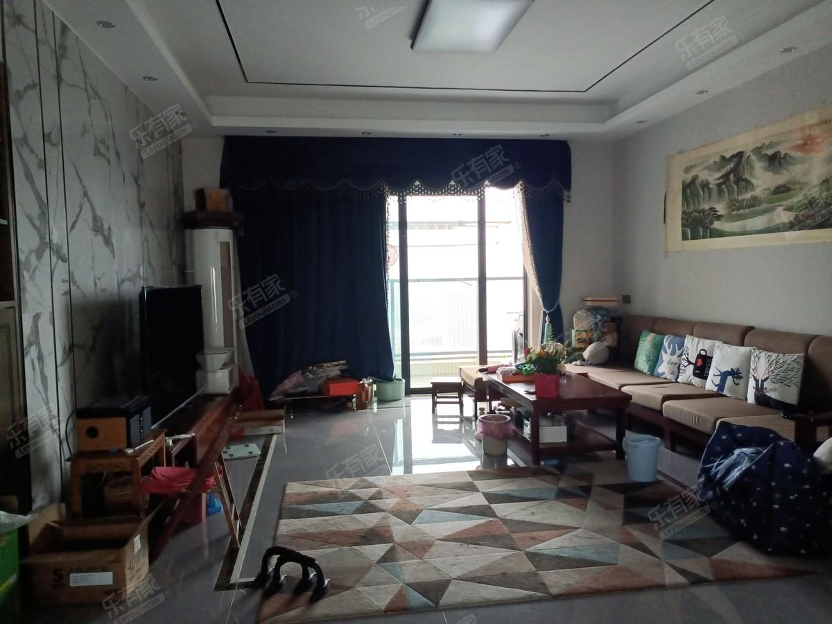 港铁天颂二期客厅-1