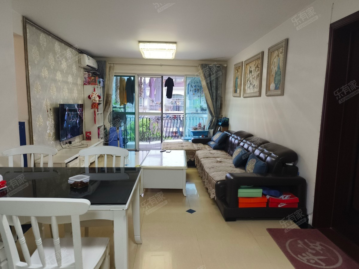中海怡翠山庄四期南精装3室2厅91.85m²
