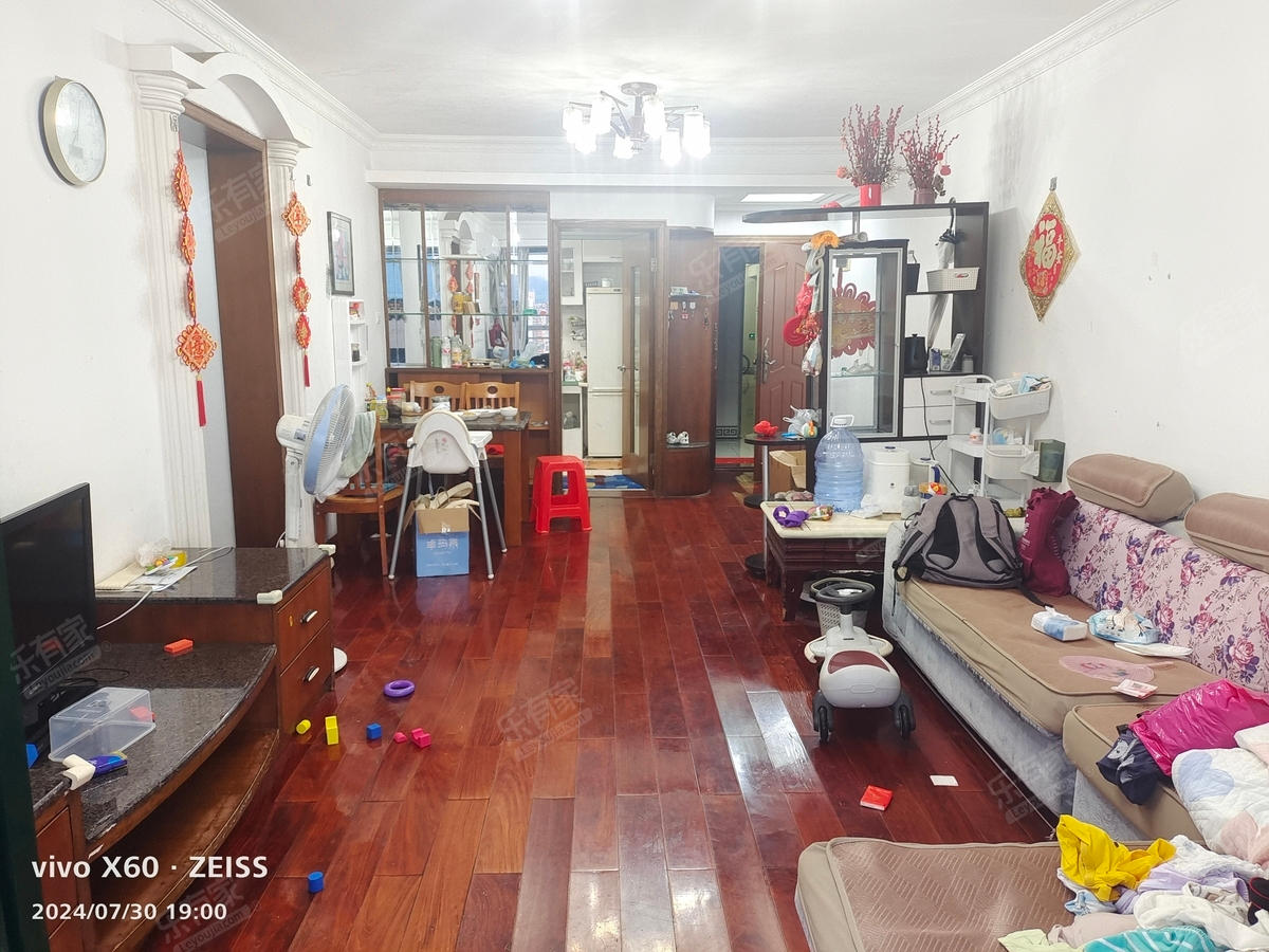 环岛丽园 3房2厅2卫 108㎡