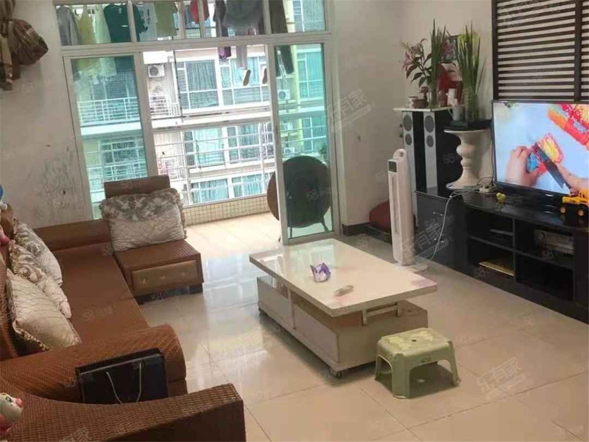 骏景豪庭 3房2厅2卫 142.1㎡