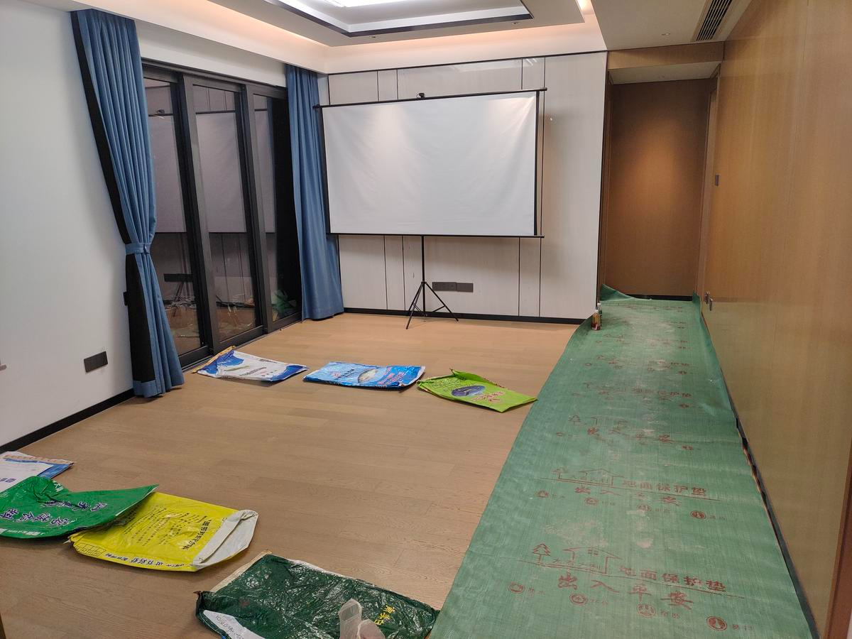 新上！民治地铁站旁，万科精装3房，家具家电齐全，价格美丽-广州万科和风轩租房