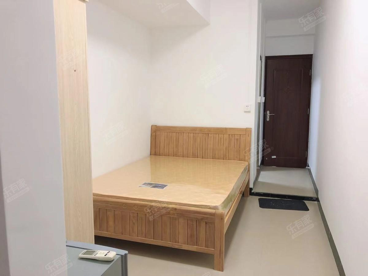 基本的入住条件都能满足,只需要买点生活用品就能入住-江门聚德街租房