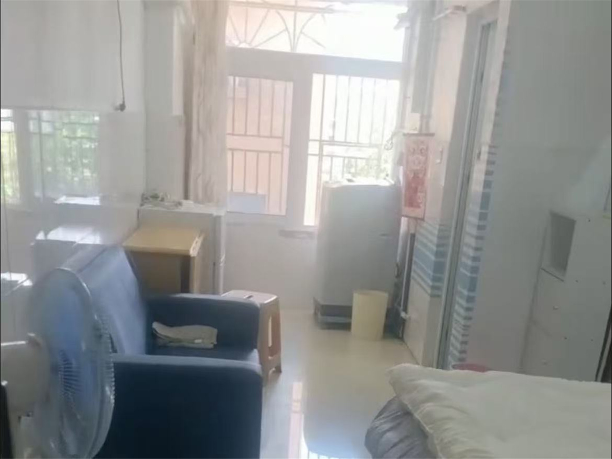文康楼一室诚心出租
