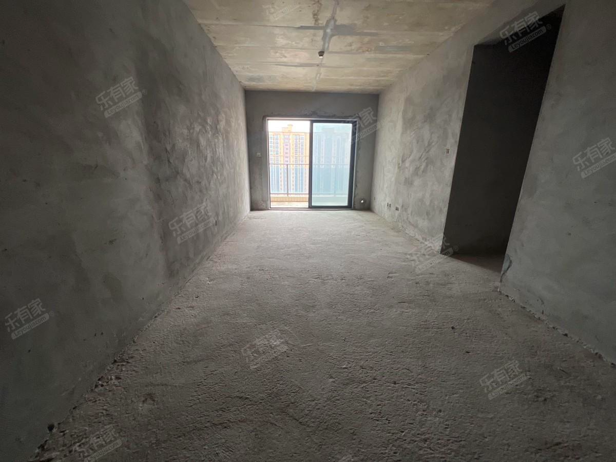 深圳旁边的成熟大社区住宅；可以做仓库-惠州锦地繁花骏园五期租房
