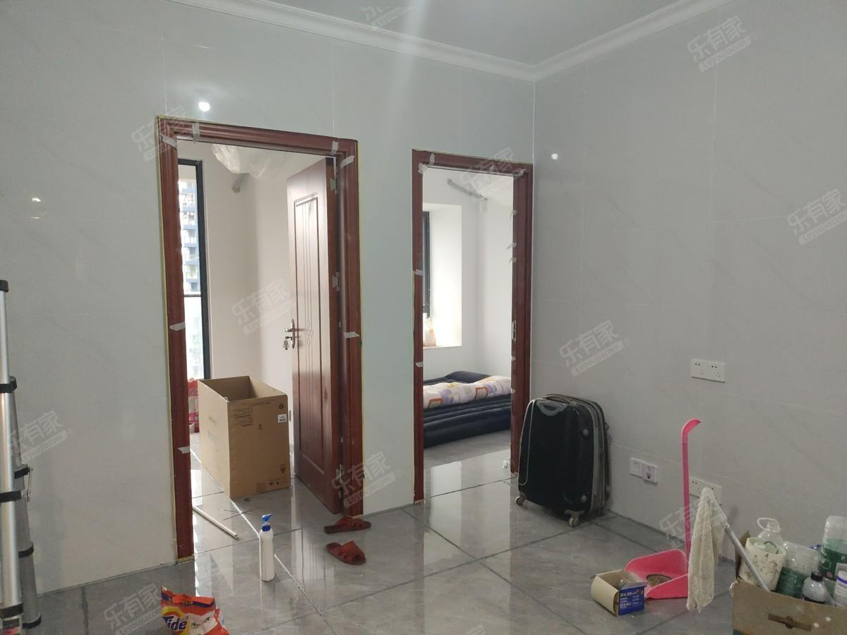 观山盛源精装3房业主诚意出售