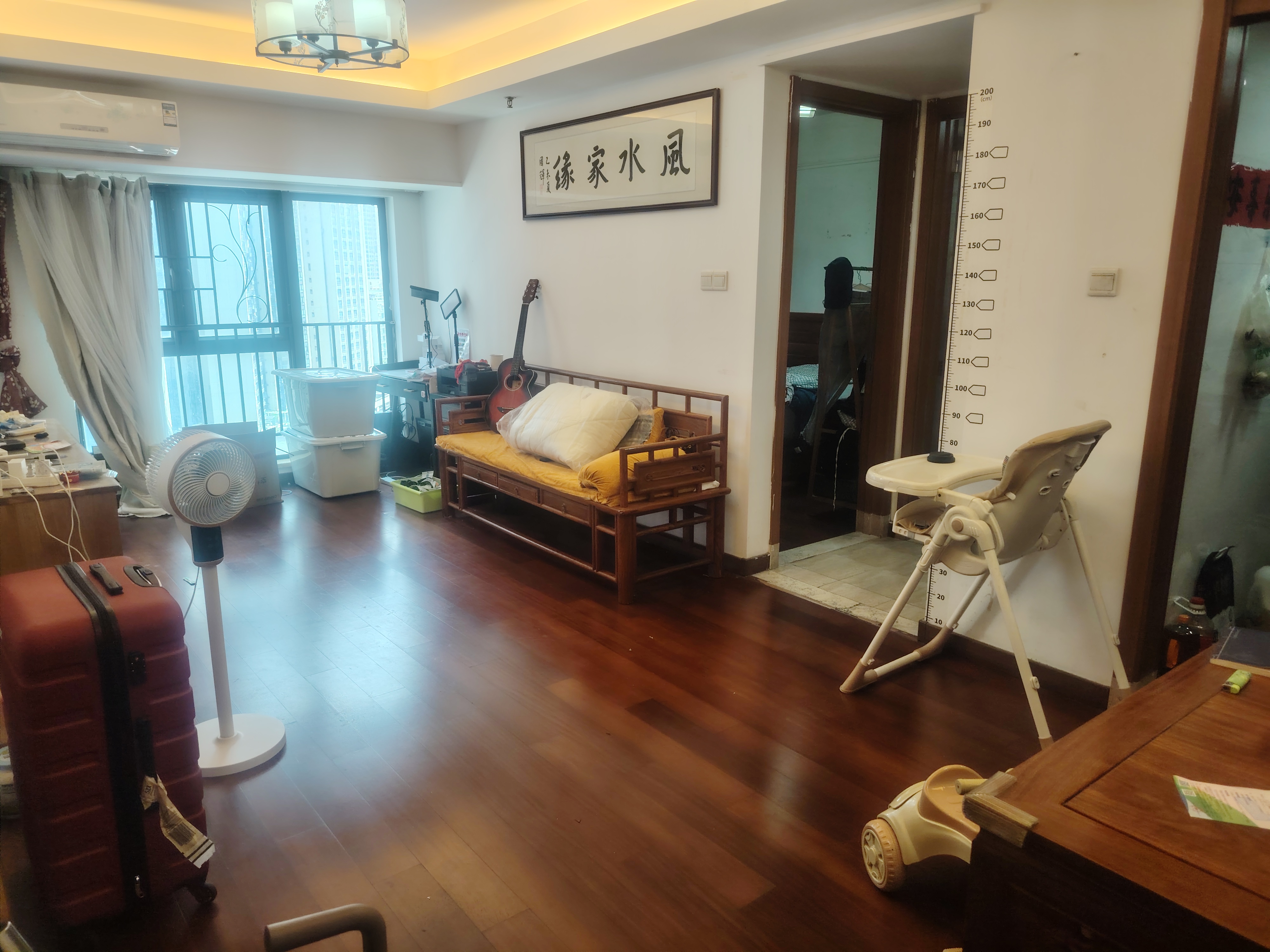 万科红三期客厅-1