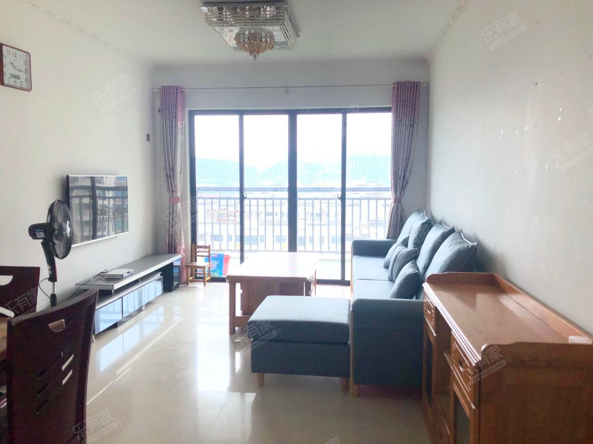 秋谷康城花园客厅-1