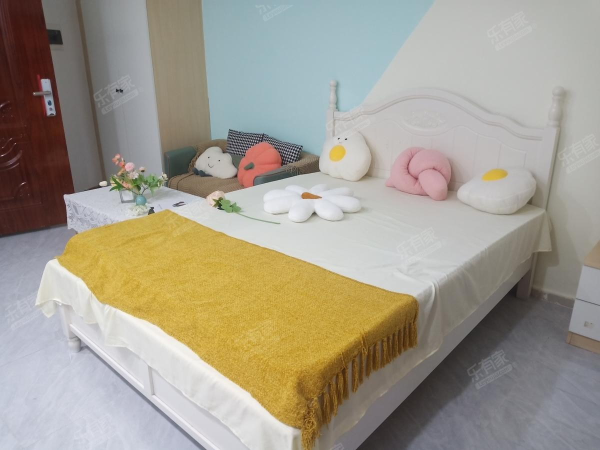 后海公寓 1房0厅1卫 40㎡