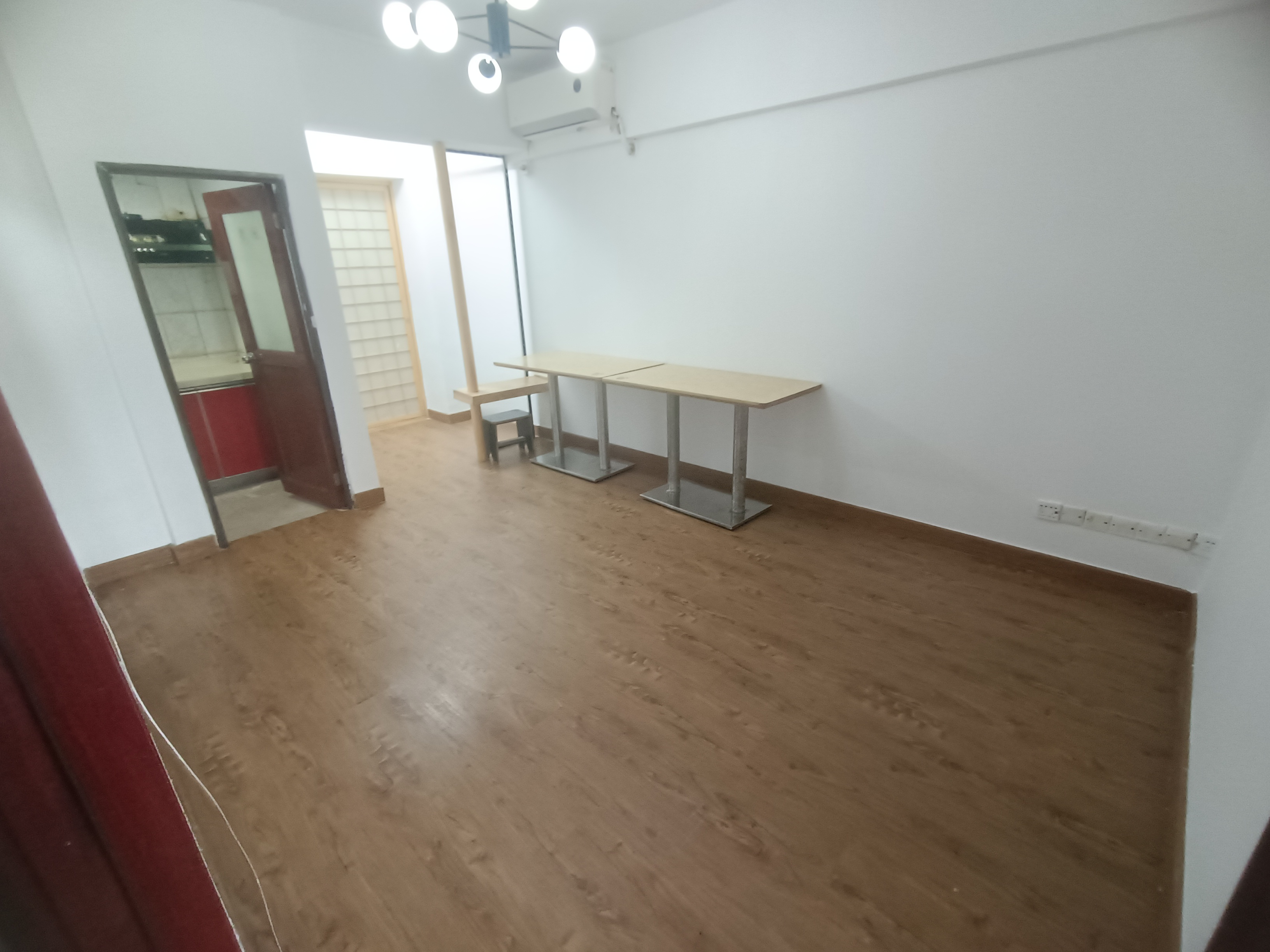 户型方正，高楼层，通风采光比较好，