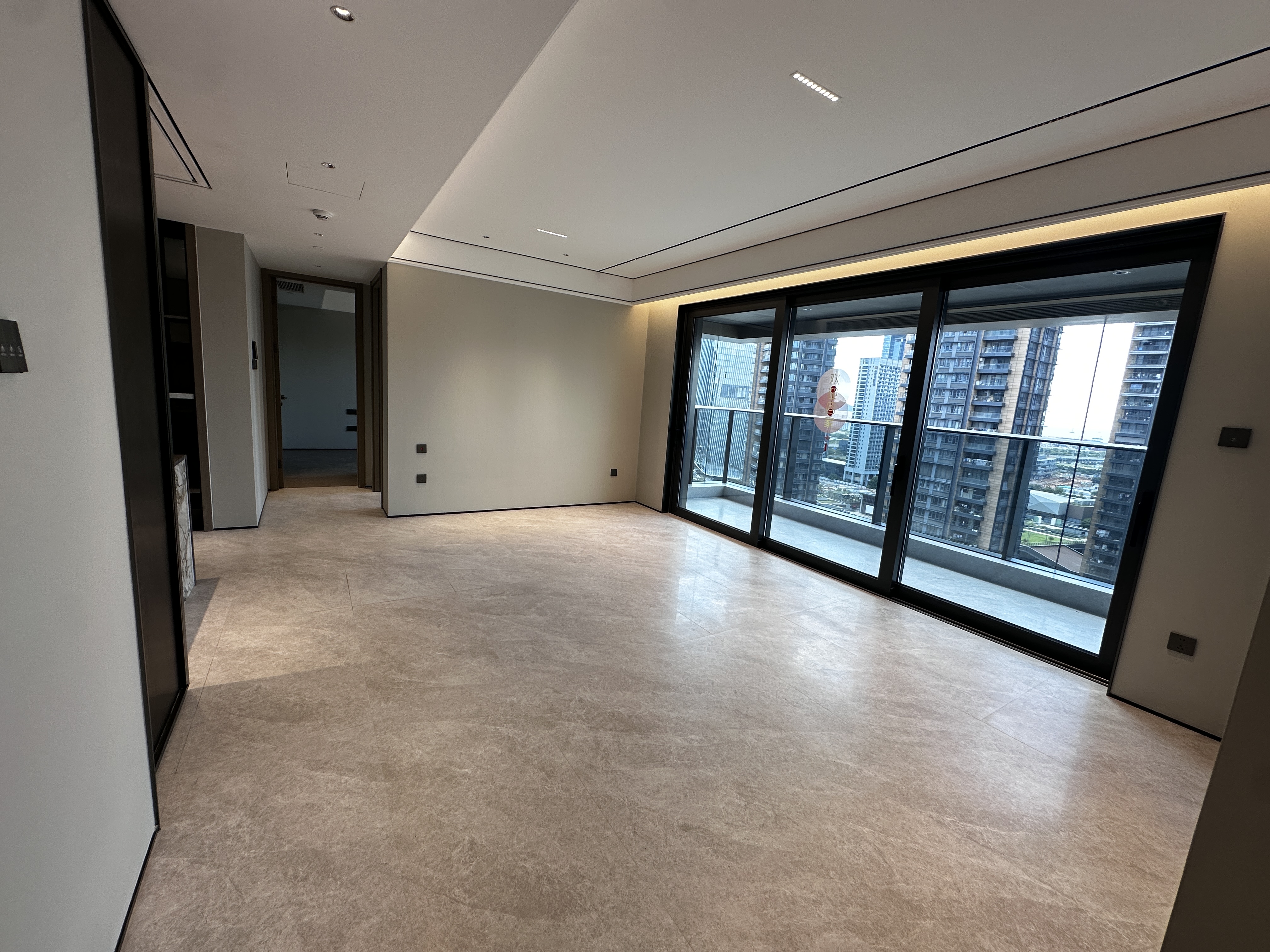 前海金融中心 写字楼 521㎡-深圳前海金融中心二手房