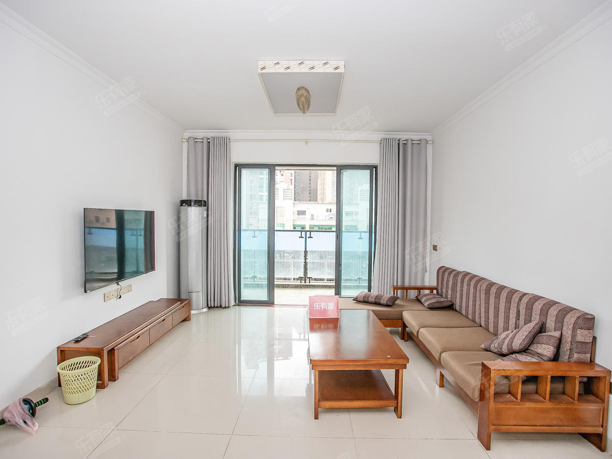 诚杰壹中心，方正户型，朝南采光佳，地面花园，人车分流，税费低，业主诚售，随时看房！-惠州诚杰壹中心二手房