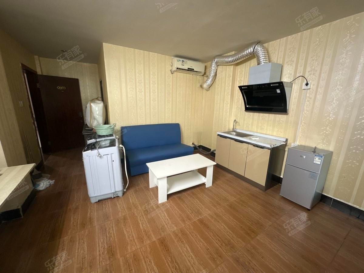 金山公寓 1房1厅1卫 40㎡