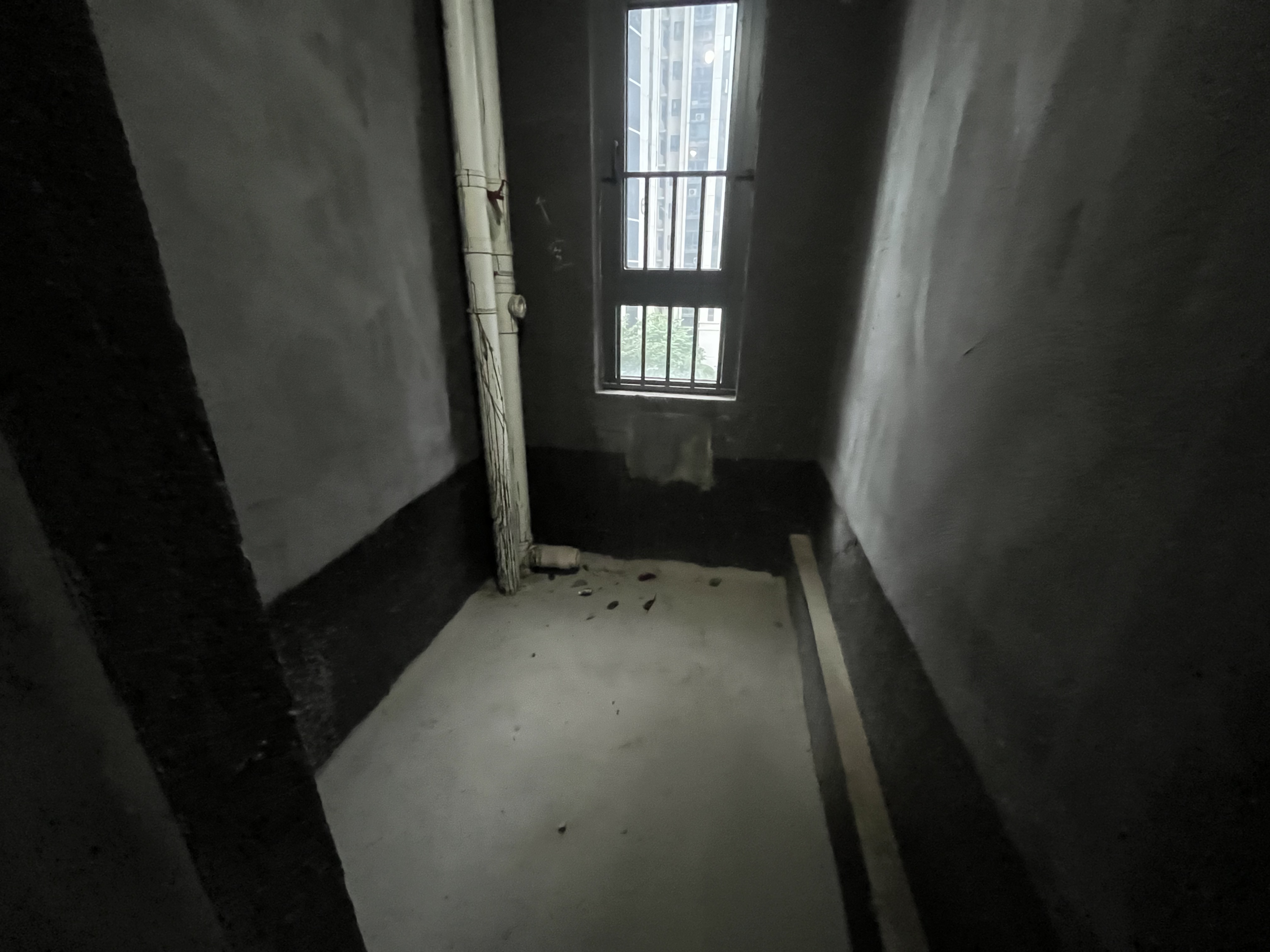 嘉富新禧，方正户型，采光佳，车位足！