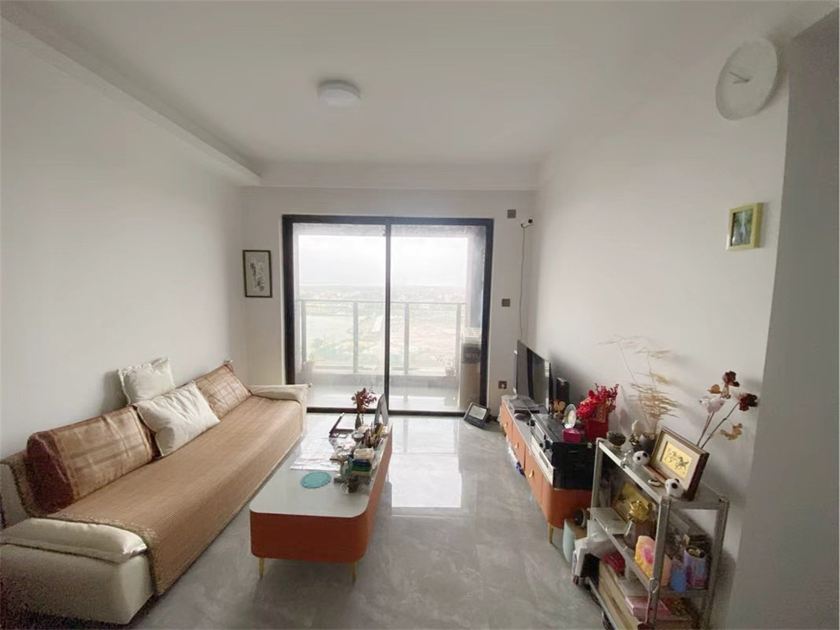 华侨城纯水岸花园，朝南采光佳，花园环绕，诚售！-江门华侨城纯水岸花园二手房