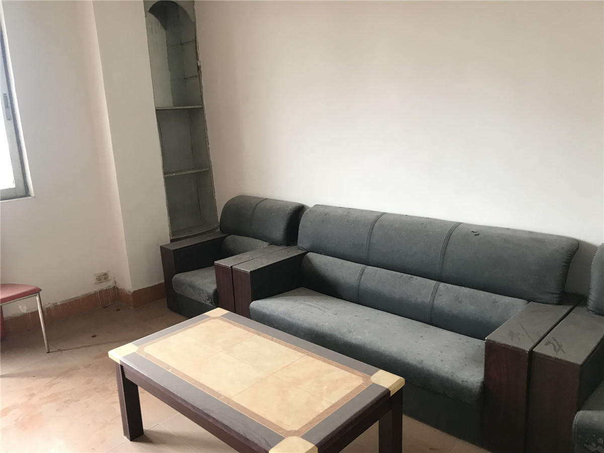 仁美新村，方正户型，高赠送，带地面花园，重点学校旁，业主诚心出售，随时看房！-江门仁美新村二手房