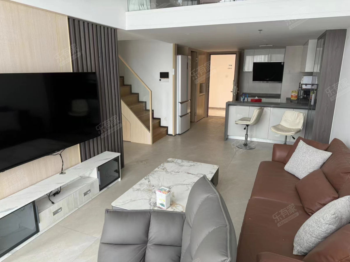 鹏展科创产业园，朝南中楼层，采光充足，车位丰富，附近重点学校，业主诚心出售，不容错过！-深圳鹏展科创产业园二手房