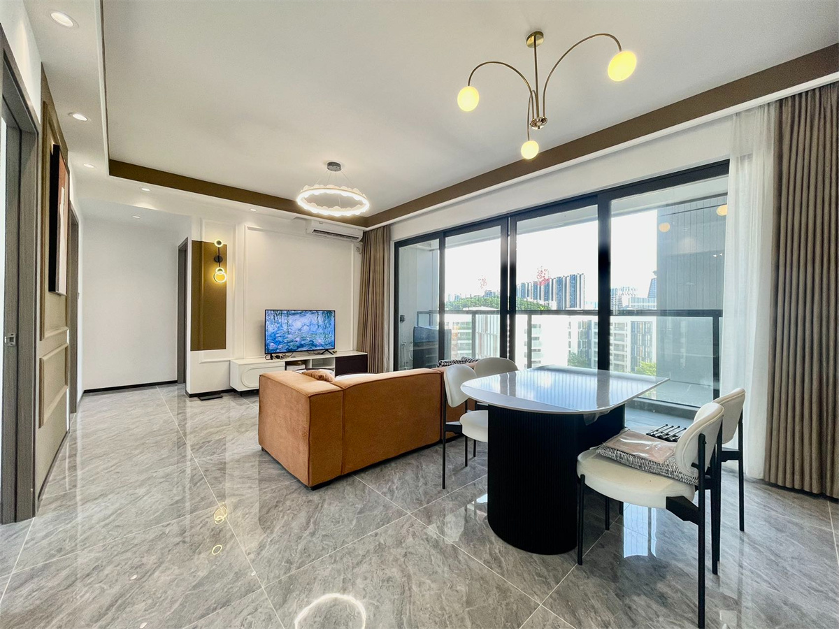 双地铁物业，交通便利。商业配套成熟，精装四房-深圳电建地产洺悦府租房