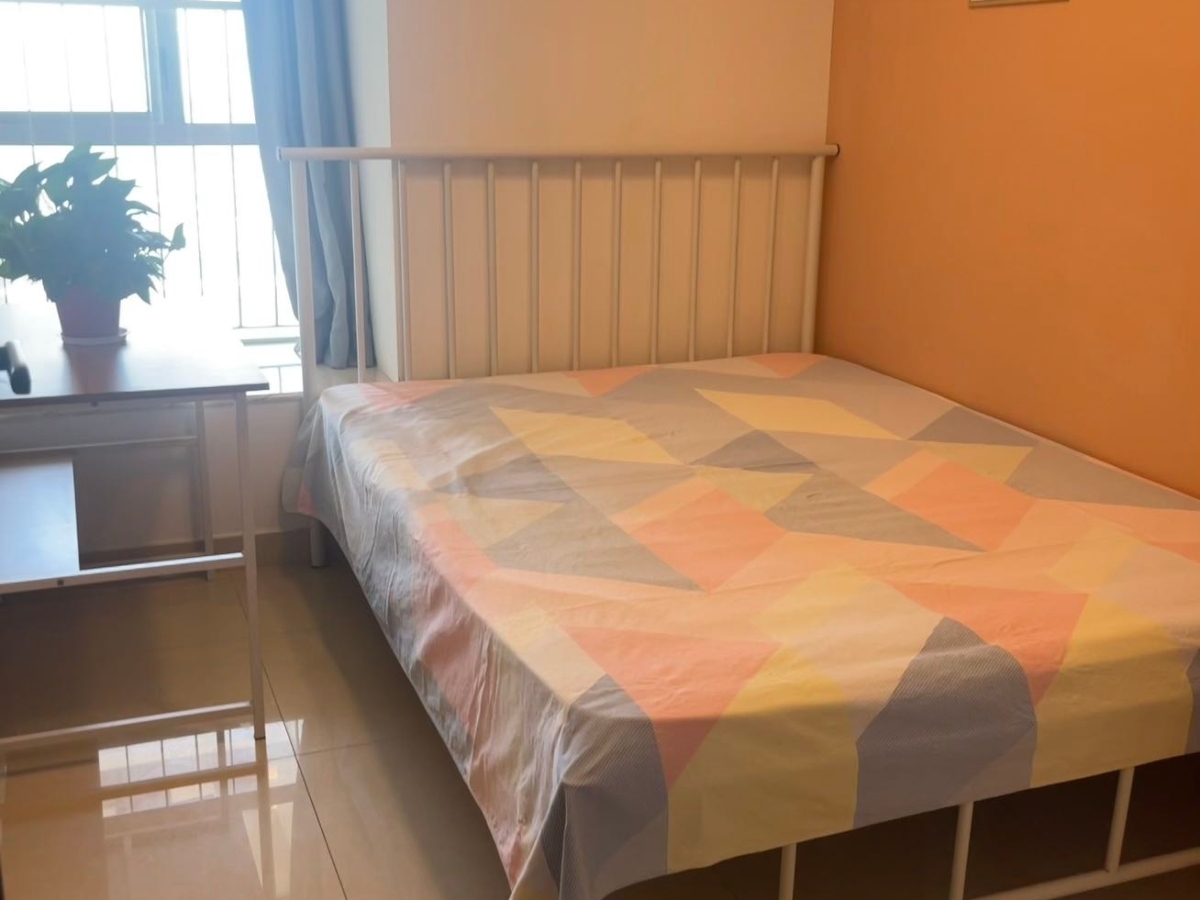 富通城三期合租一房出租，家私齐全，拎包入住-深圳富通城三期租房