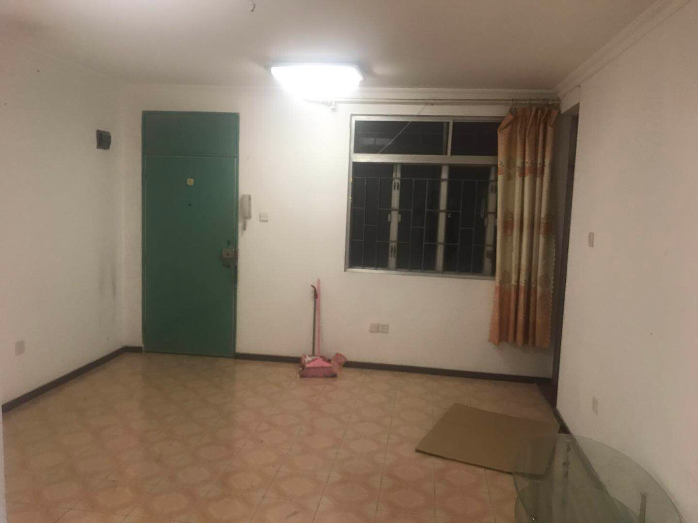 上武综合楼 2房2厅1卫 80㎡