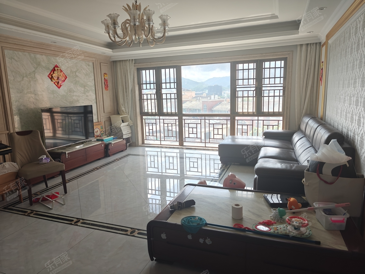 5站到岗厦北，4期的大平层，价可谈-深圳振业城二-五期租房