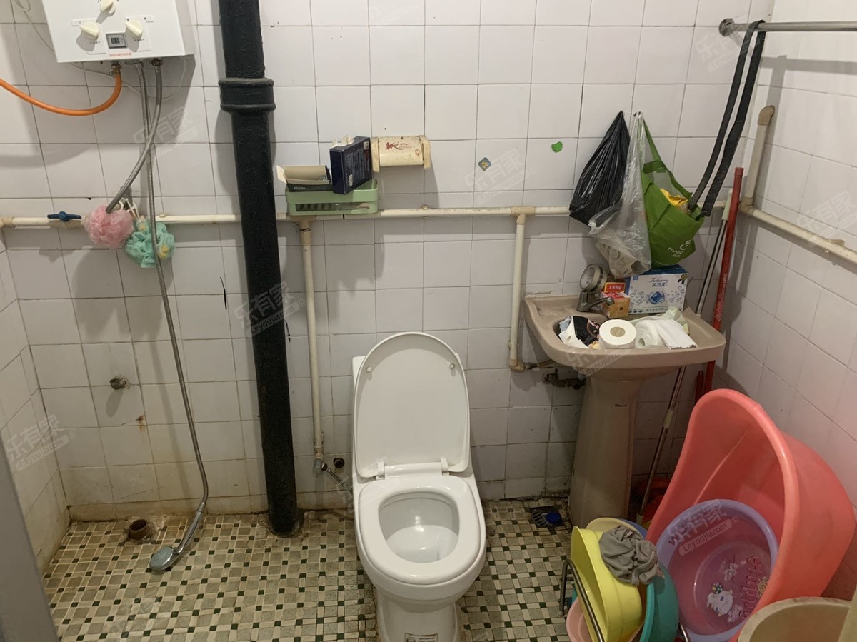 双龙花园厕所-1