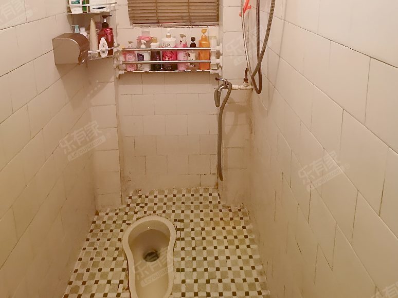 西兴苑厕所-1