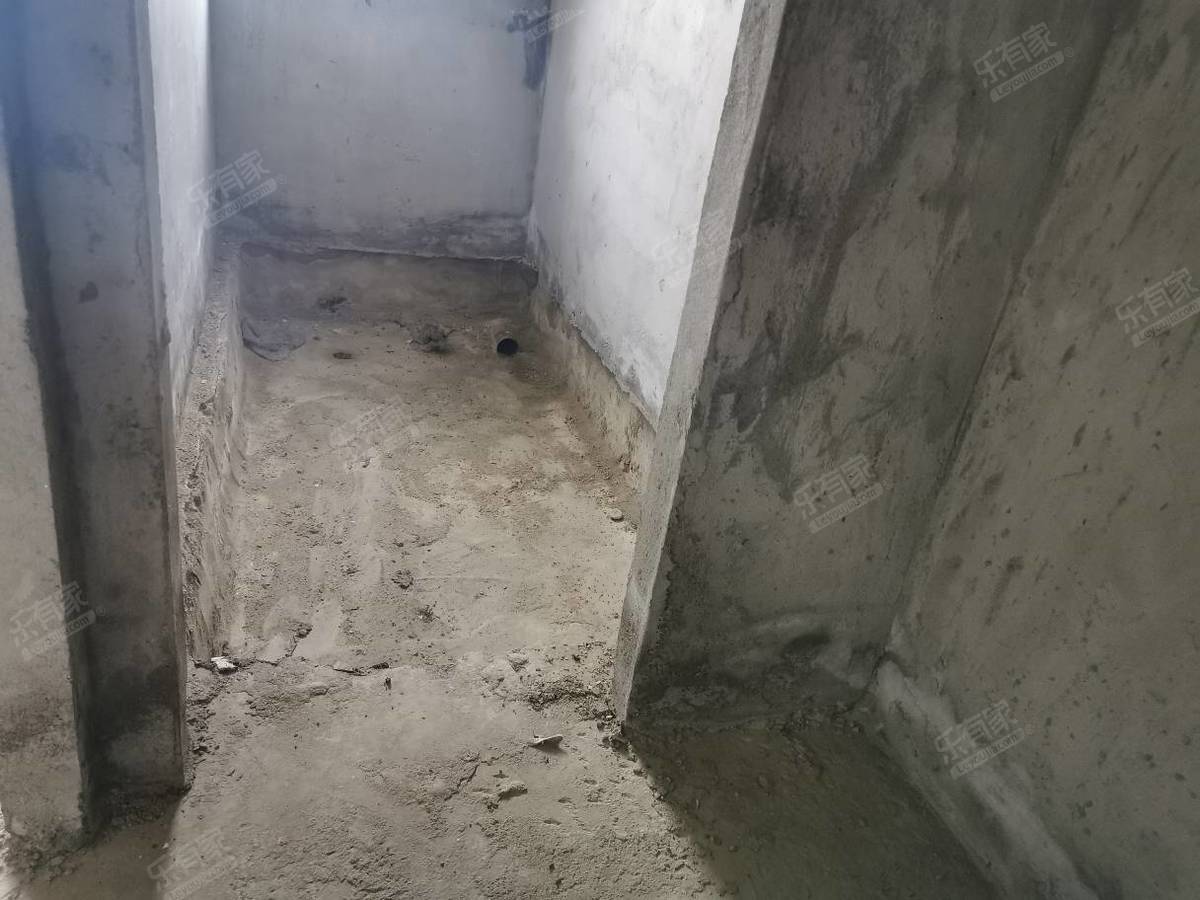 长堤1号厕所-3