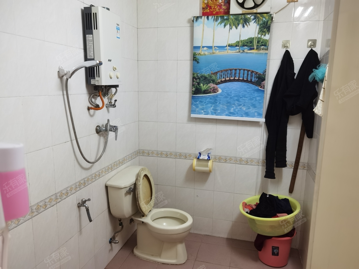 昌盛豪苑厕所-2