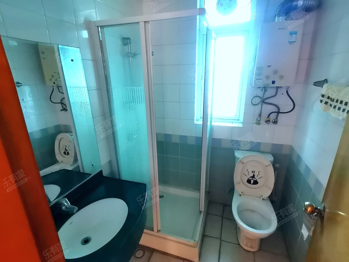 广州奥林匹克花园厕所-1