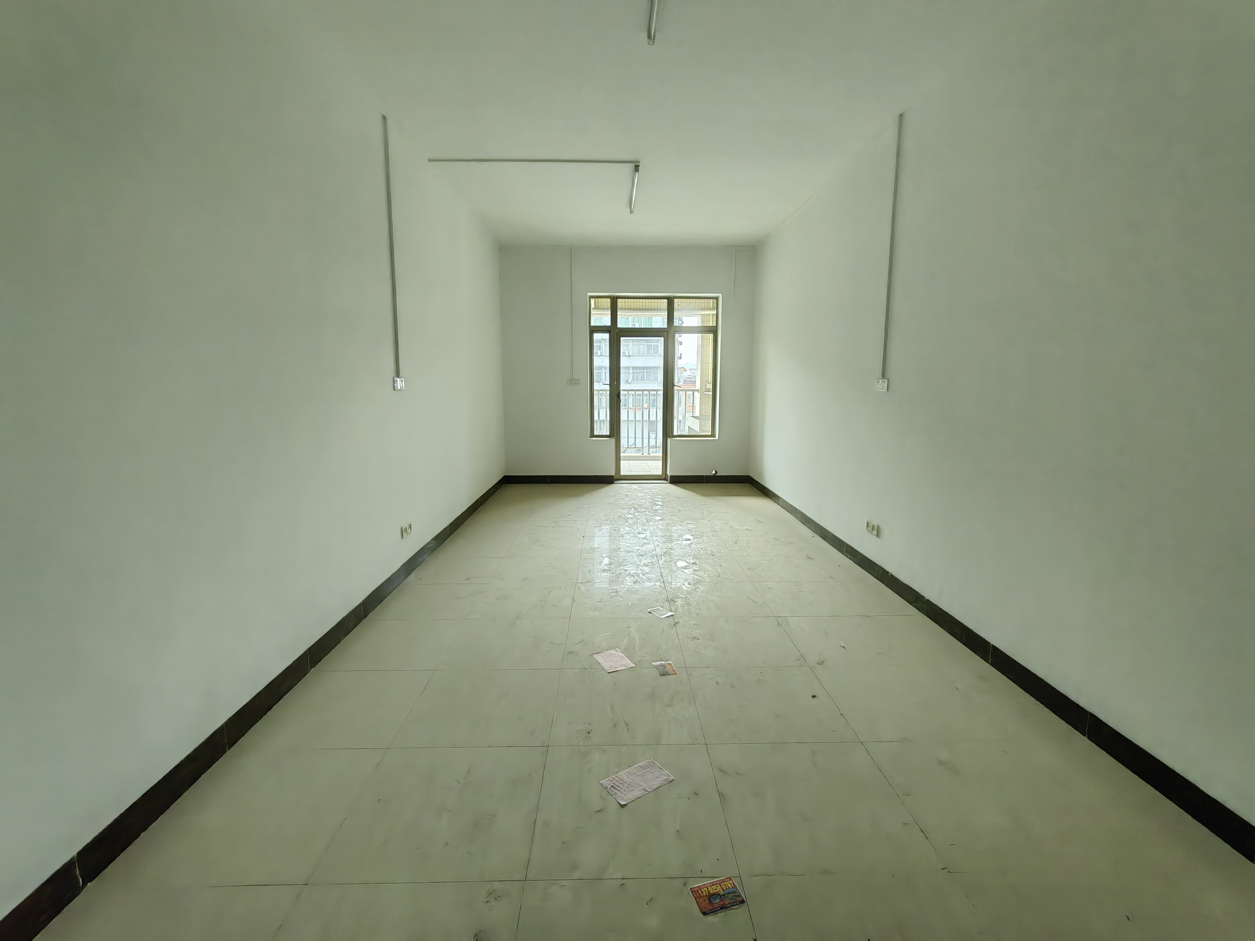 海逸公寓 北 精装 1室 1厅 46m² 