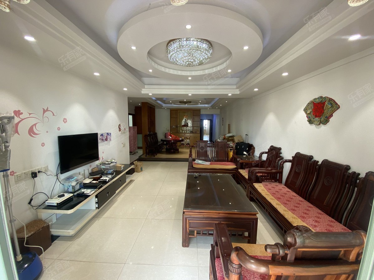 明珠家园 3房2厅2卫 143㎡