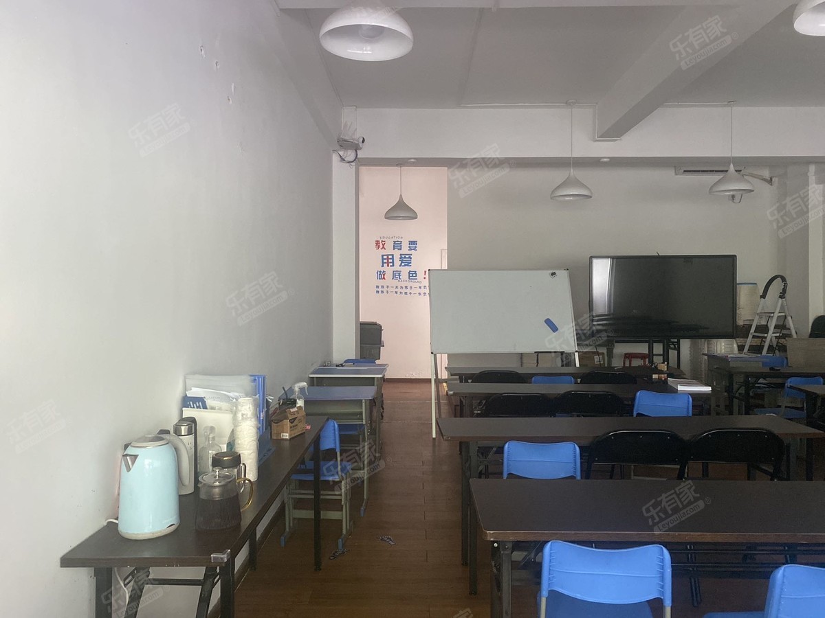 碧湖玫瑰园居室-1