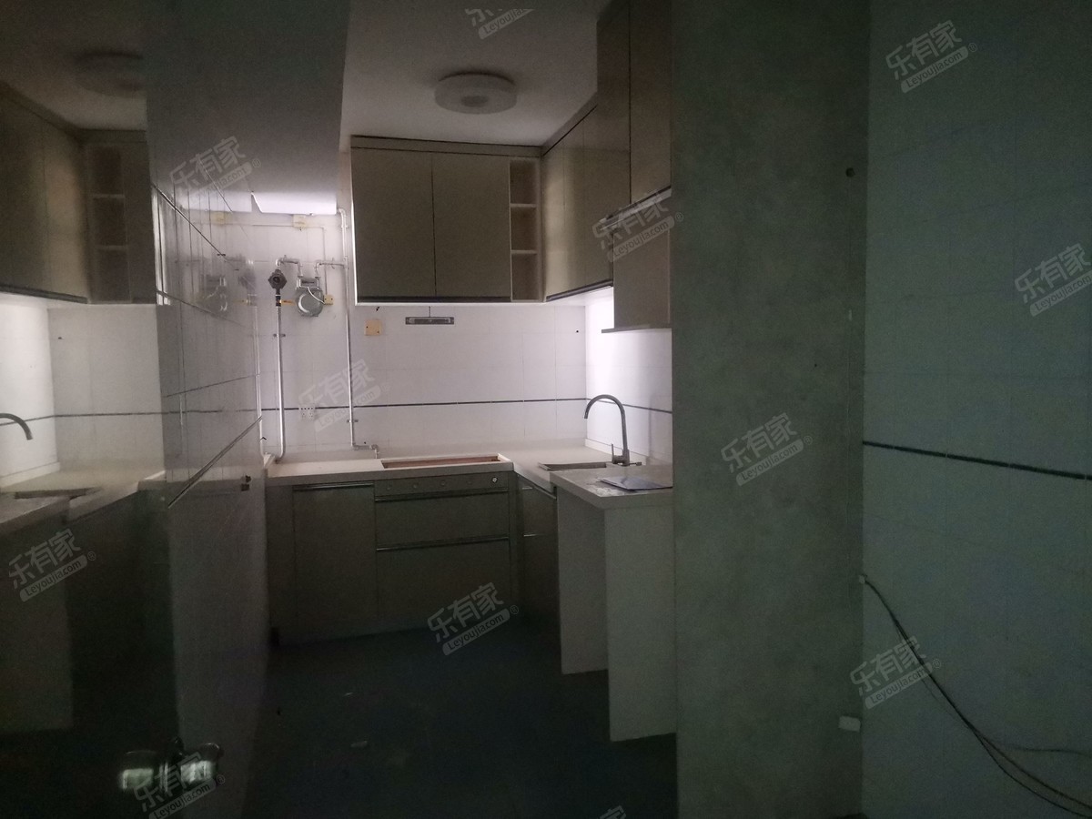 佳宁娜友谊广场，随时方便看房！急租出价就租！