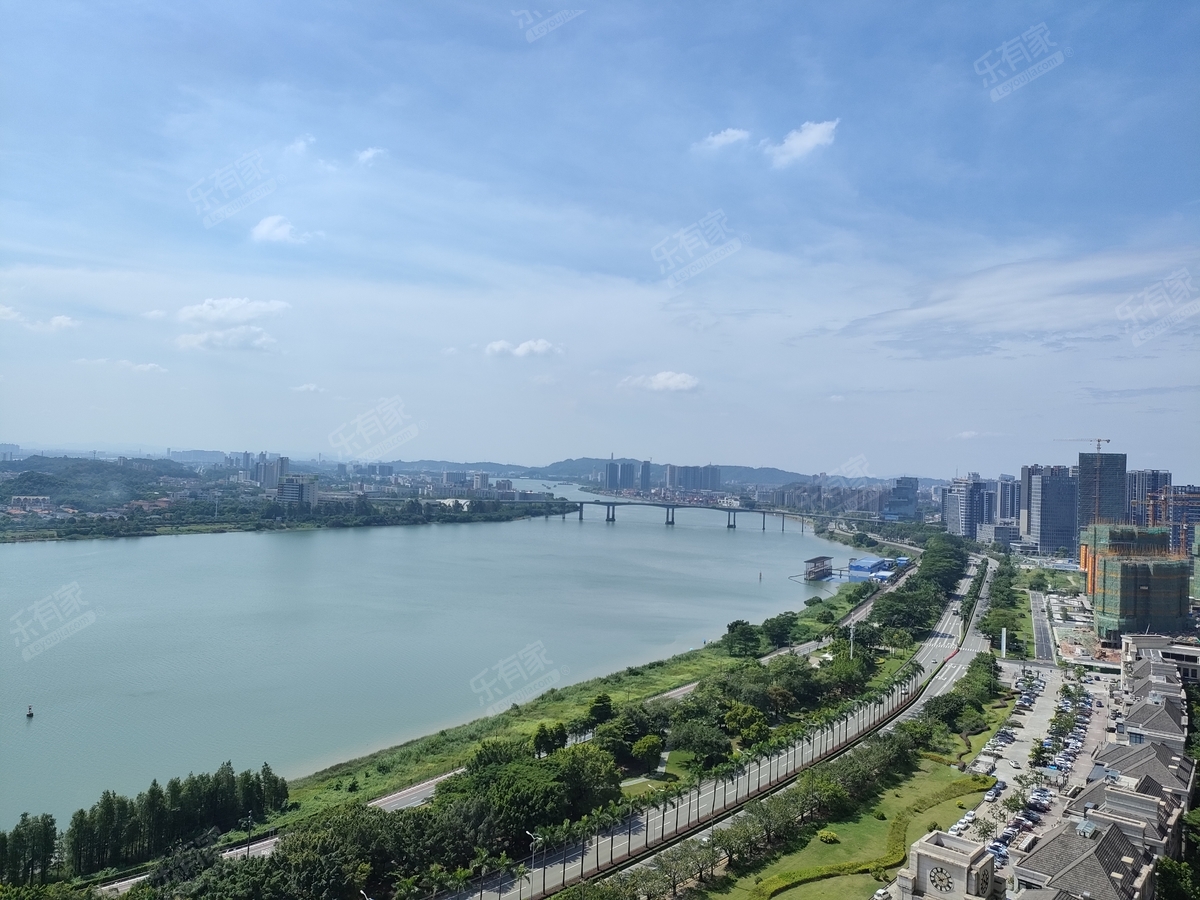 岭江一品楼王全新毛坯，诚心出售