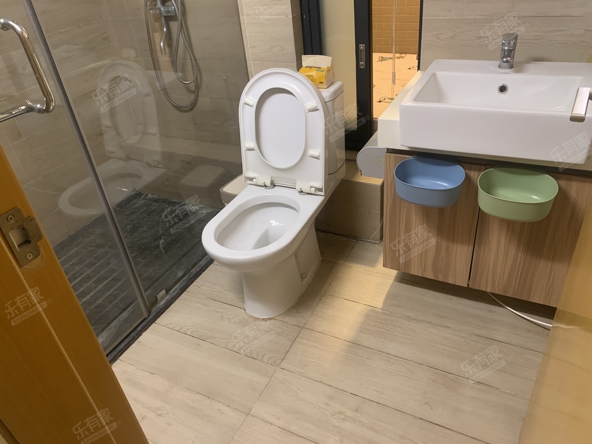 新城国际寓厕所-1