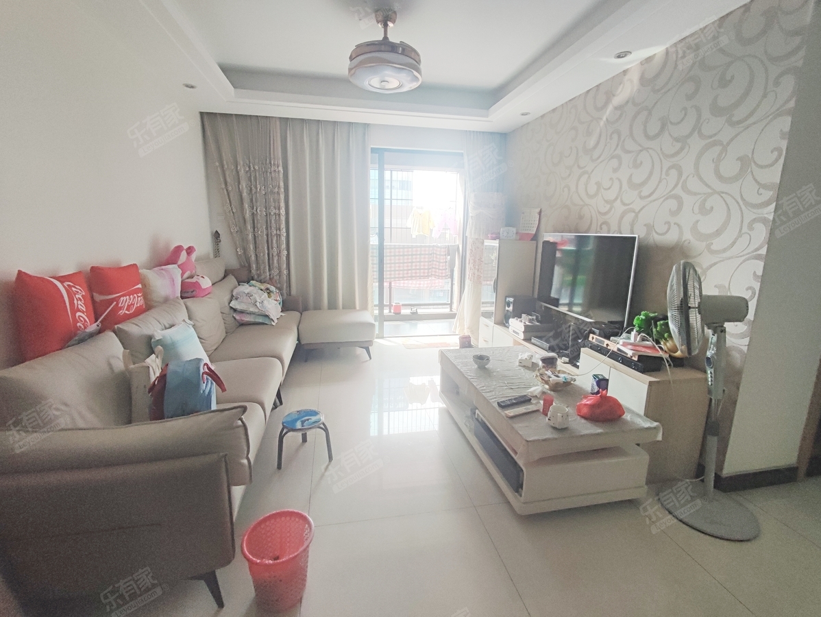 禅城万科广场南精装2室2厅83.34m²