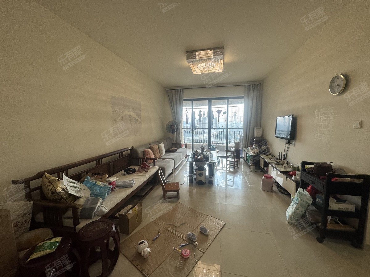碧桂园翡翠山客厅-1