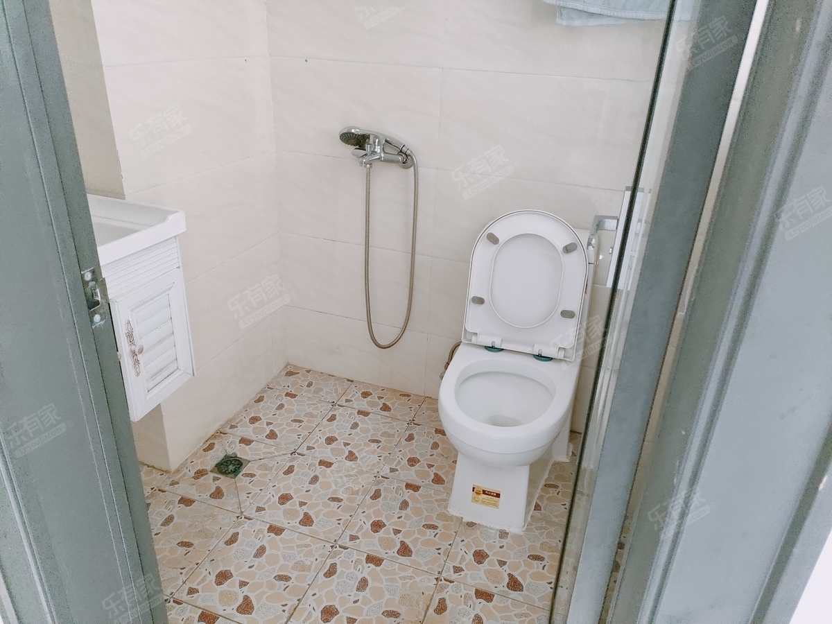 赛百诺厕所-1