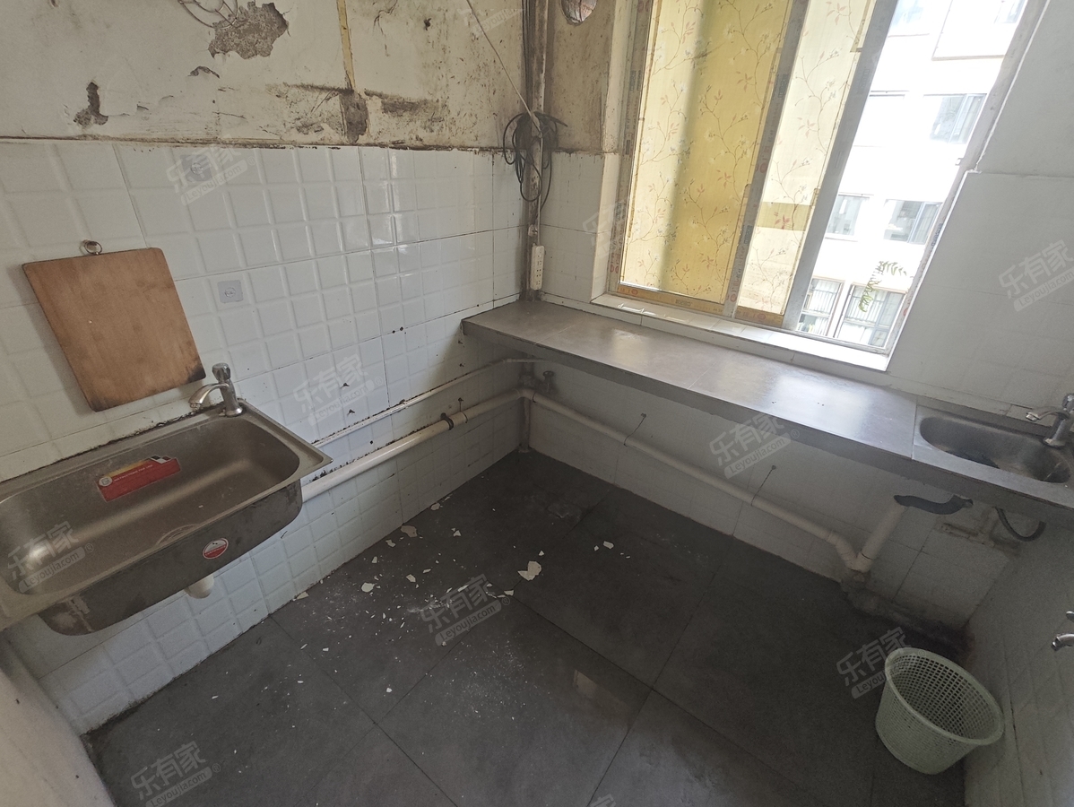 科技园1房，诚心出租