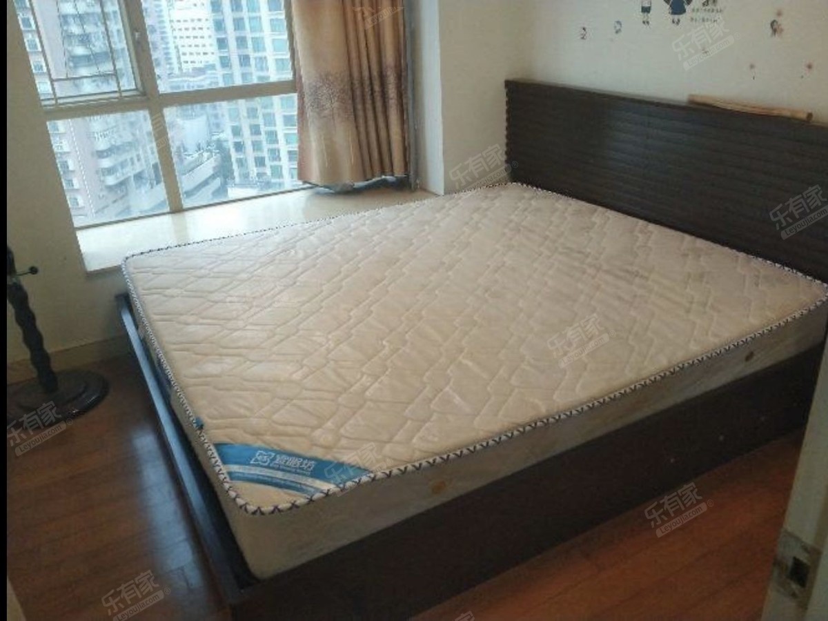 文锦渡诚心出售