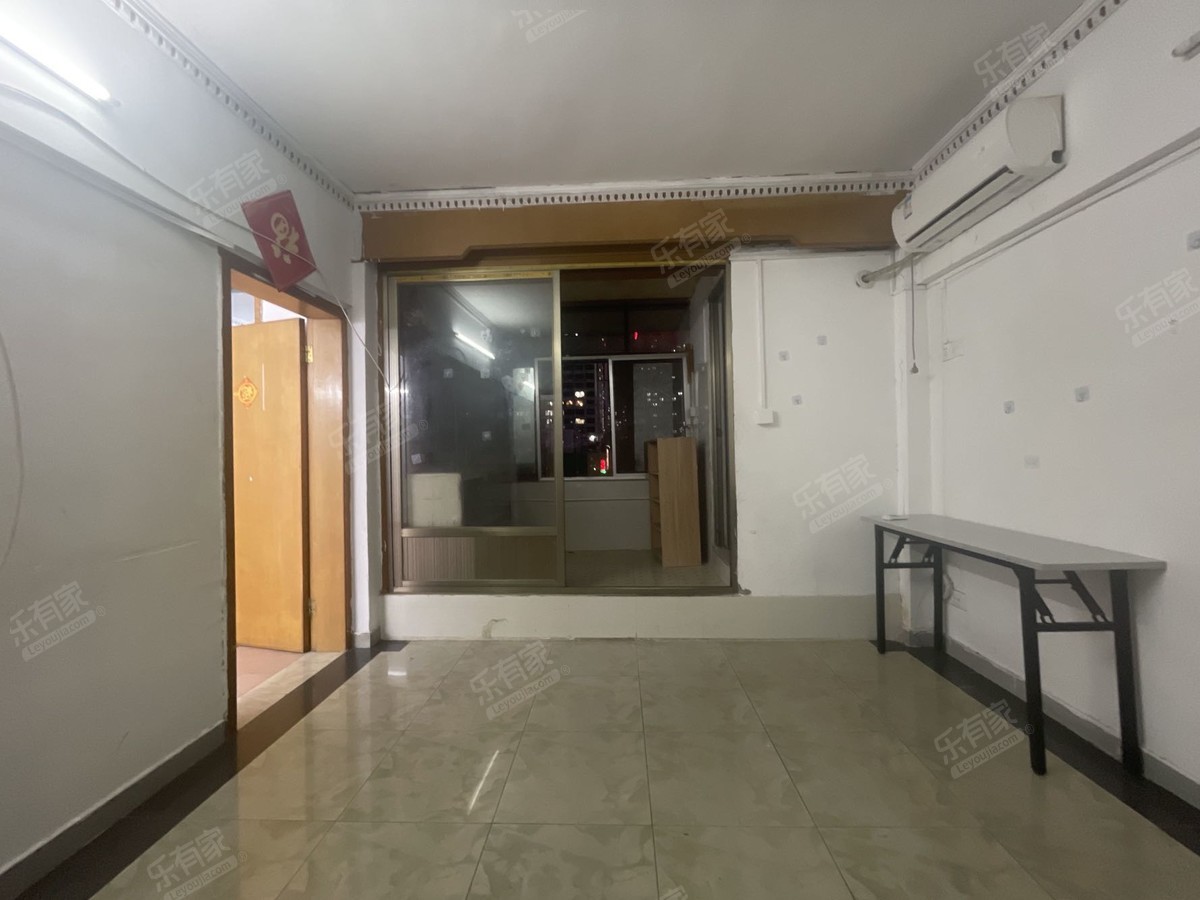 动力公司宿舍客厅-1